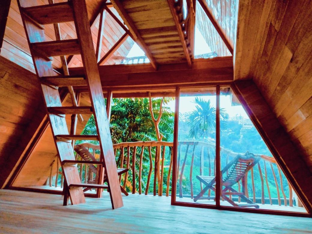 ホテル Ella Treehouse エクステリア 写真